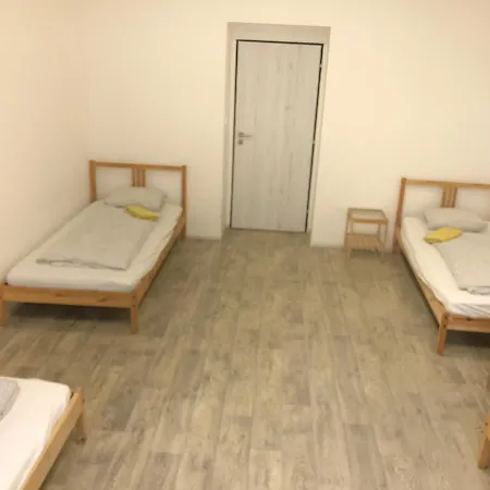 Apartmans For 2 Or 6 Peoples 12 Min By Walk From The Center Apartment