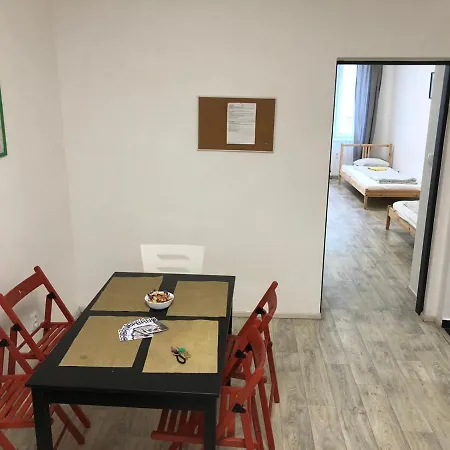 Apartment Apartmans For 2 Or 6 Peoples 12 Min By Walk From The Center Brno