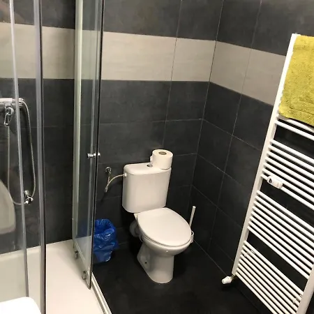 Apartmans For 2 Or 6 Peoples 12 Min By Walk From The Center