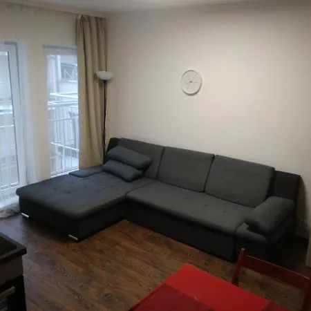 Apartmans For 2 Or 6 Peoples 12 Min By Walk From The Center Apartment *