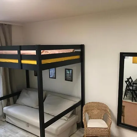 Apartmans For 2 Or 6 Peoples 12 Min By Walk From The Center Apartment *