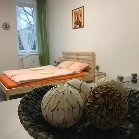 Apartmans For 2 Or 6 Peoples 12 Min By Walk From The Center Apartment
