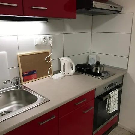 Apartmans For 2 Or 6 Peoples 12 Min By Walk From The Center Apartment *