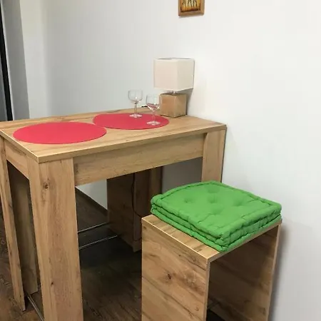 Apartment Apartmans For 2 Or 6 Peoples 12 Min By Walk From The Center *