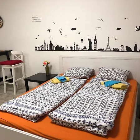 Apartment Apartmans For 2 Or 6 Peoples 12 Min By Walk From The Center *