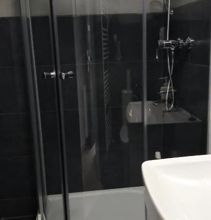 Apartment Apartmans For 2 Or 6 Peoples 12 Min By Walk From The Center