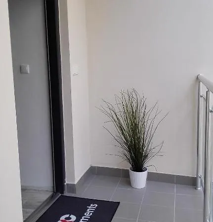 Apartment Apartmans For 2 Or 6 Peoples 12 Min By Walk From The Center