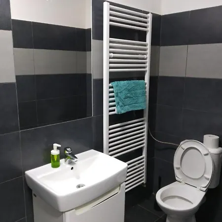Apartment Apartmans For 2 Or 6 Peoples 12 Min By Walk From The Center