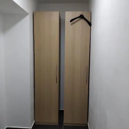 Apartmans For 2 Or 6 Peoples 12 Min By Walk From The Center Apartment Brno